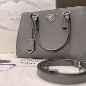 Prada Galleria Saffiano Leather Double Zip Bag, Small, Gray, Authentic $3900